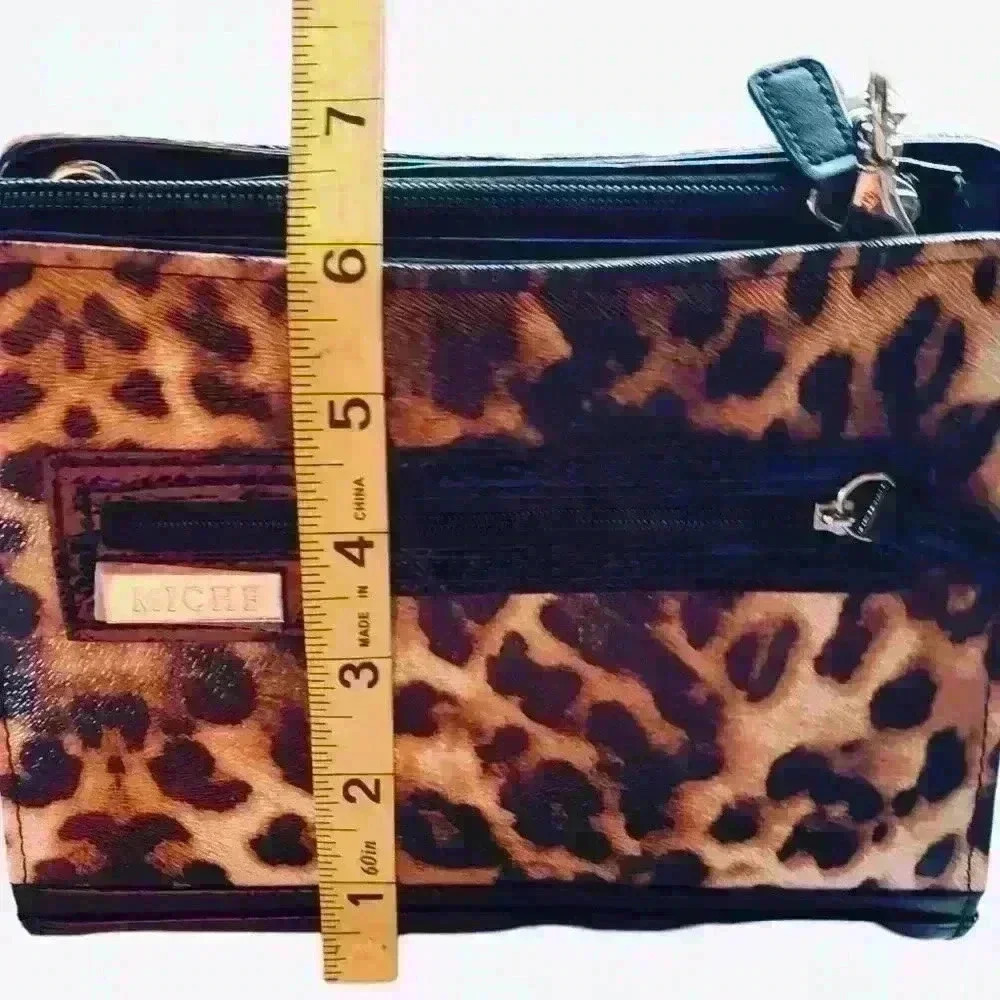 MICHE TESS interchangeable purse. With leopard print cover. 8x6” shoulder bag - Picture 6 of 10
